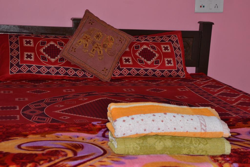 فندق تولسي بالاس بوشكار المظهر الخارجي الصورة